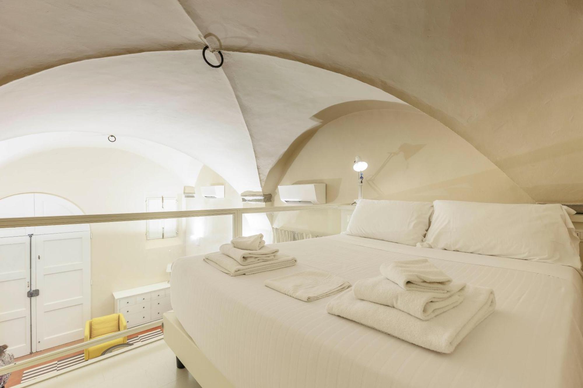 Santa Croce Deluxe Apartment Florence Exterior photo