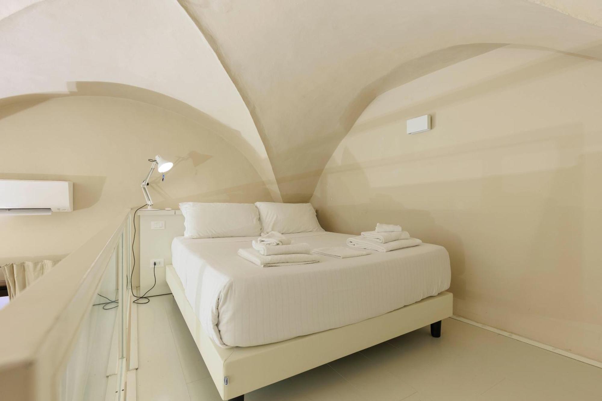 Santa Croce Deluxe Apartment Florence Exterior photo