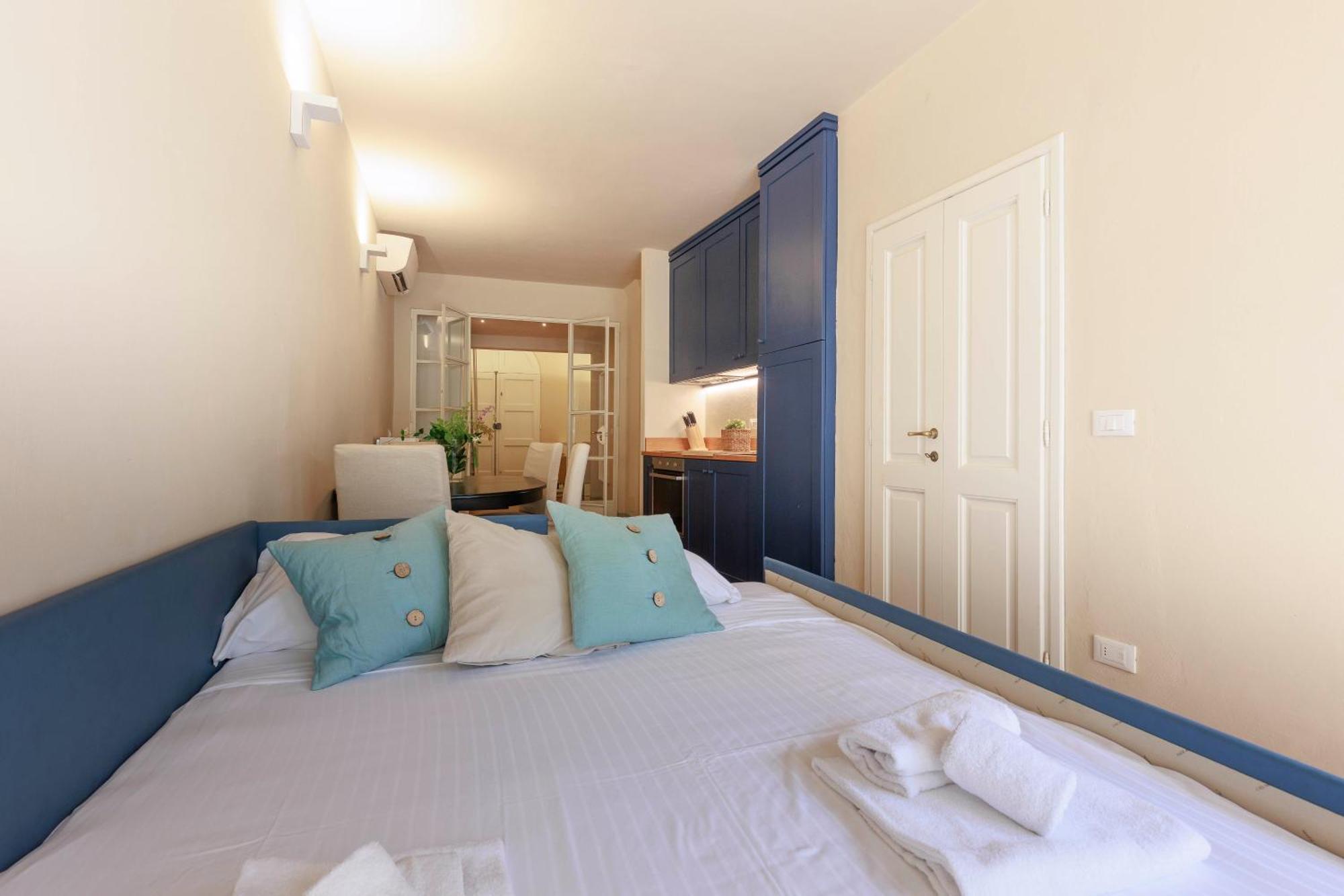 Santa Croce Deluxe Apartment Florence Exterior photo